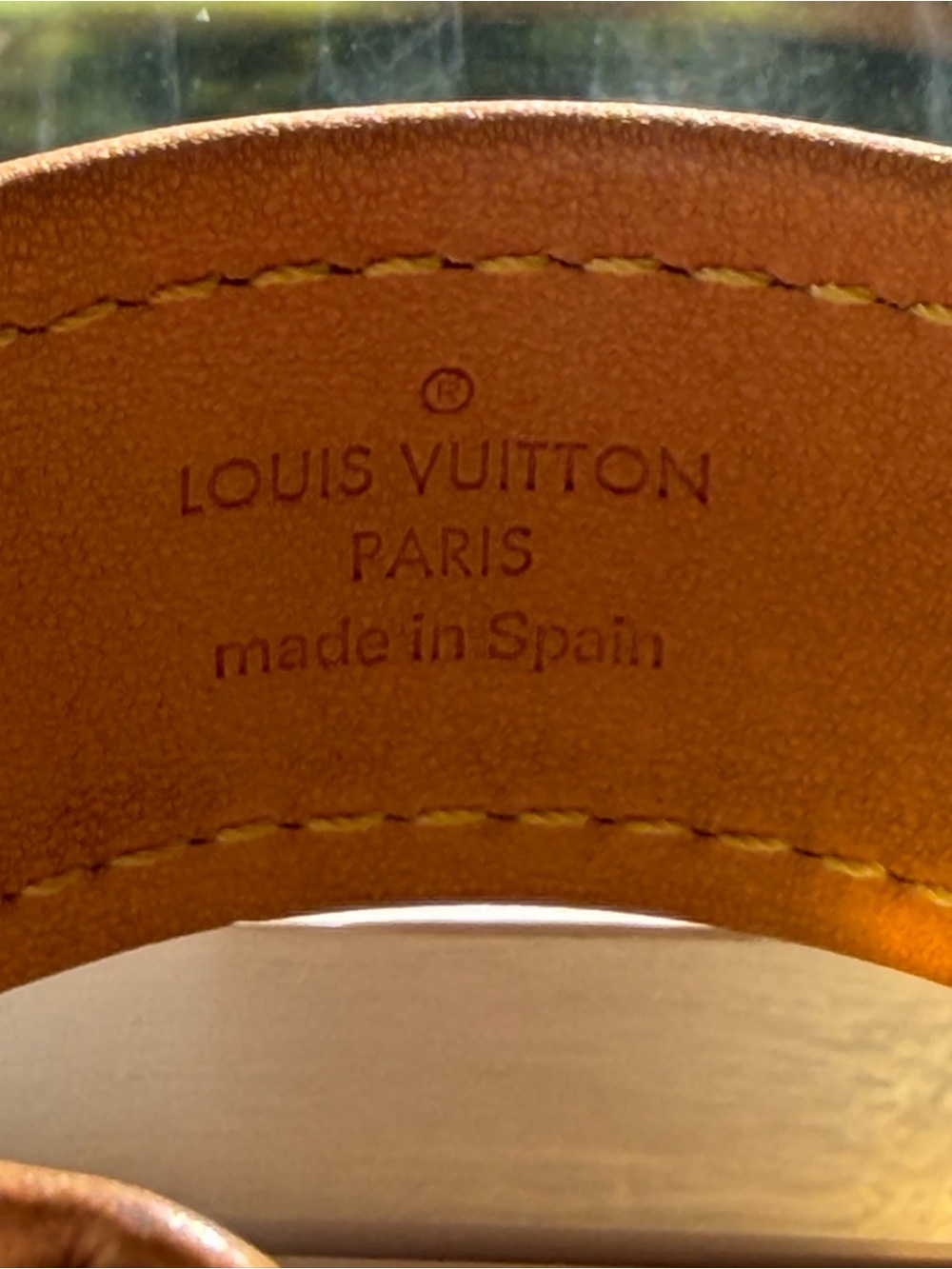Louis Vuitton Monogram Save It Bracelet Cuff - Picture 2 of 14